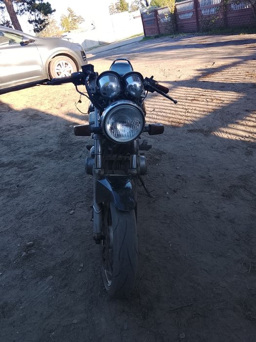Продам мотоцикл Suzuki 500куб