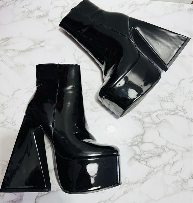 Botine cu platforma