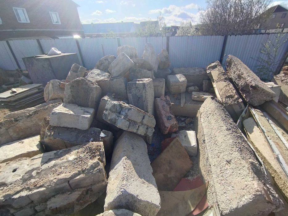 Фундаментные блоки, керамзитоблоки, бесплатно, самовывоз