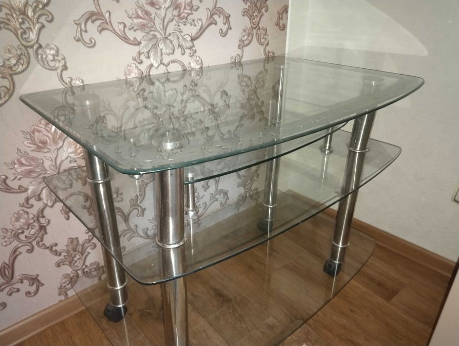 Журнальный столик