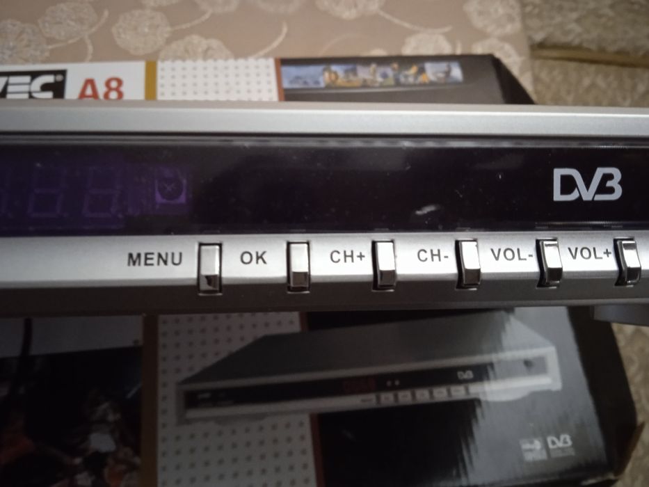 Продам спутниковый приемник