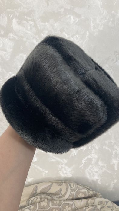 Продам норковую шапку
