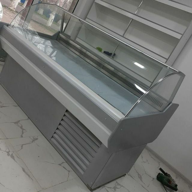 Витрина холоденлик