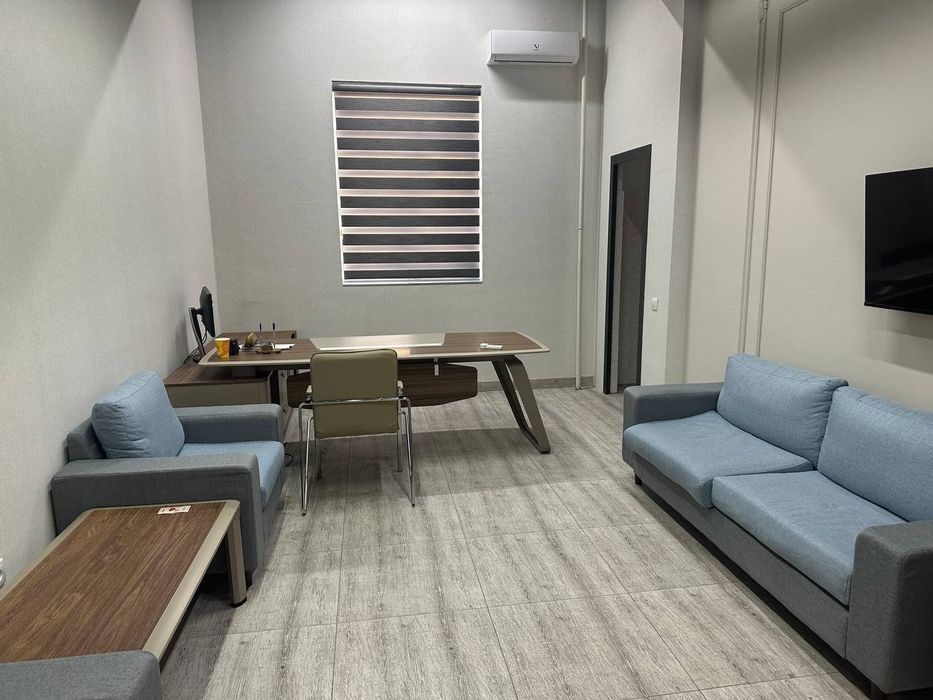 Аренда помещения бизнес Центр 200м² с мебелью и техникой Новомосков