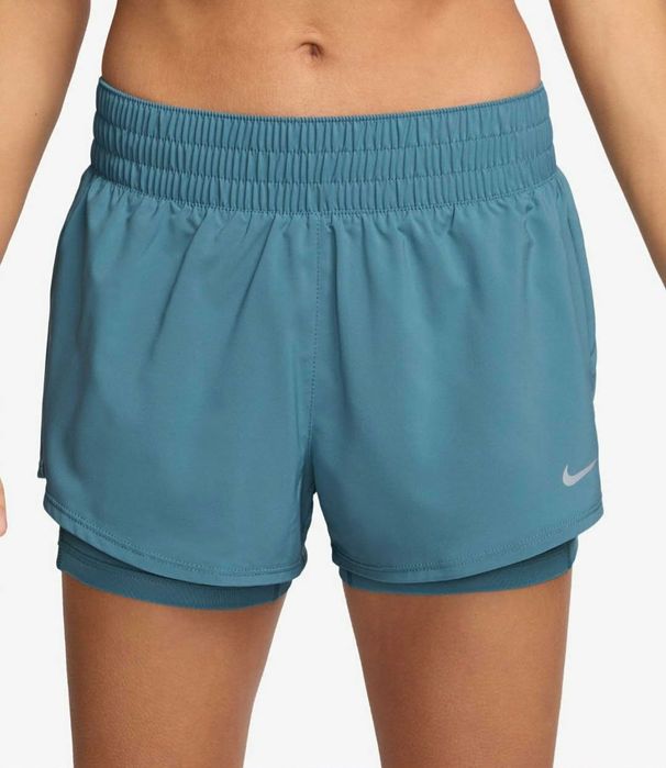 Оригинални къси панталонки с клин Nike