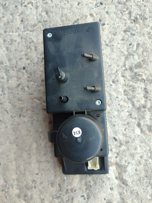 Вакуум помпа,ключ за светлини за Мерцедес w210