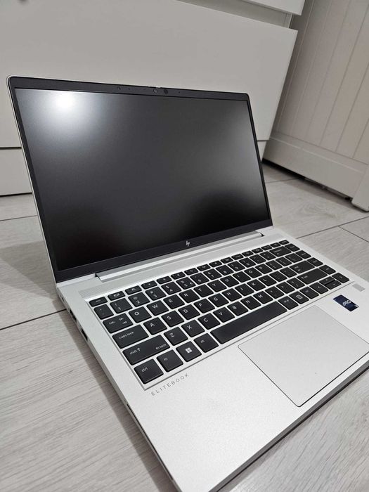 HP Elitebook 640 G9