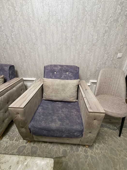 СРОЧНО! Продается диван и 2кресла в стиле неоклассика По выгодной цене