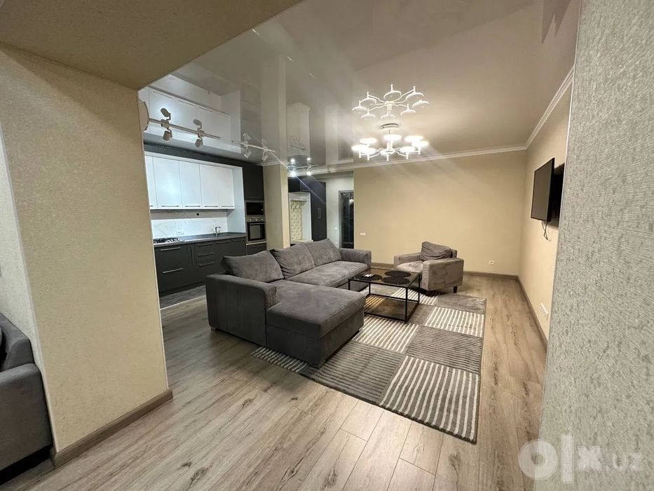 Сдаётся 3-комн Ц-1, 79 м²