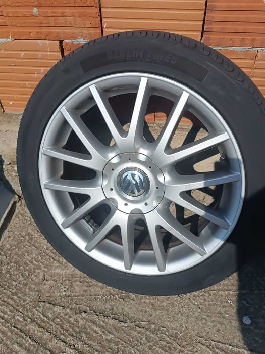 Алуминиеви джанти 17" 5×112 с летни гуми 225/45/17