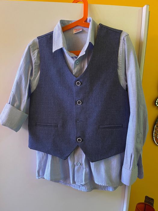 Детски костюм от три части 9 години
