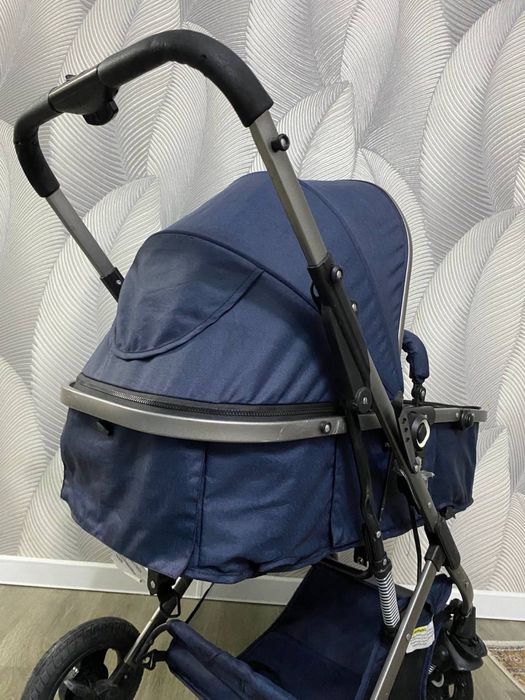 Продам детскую коляску