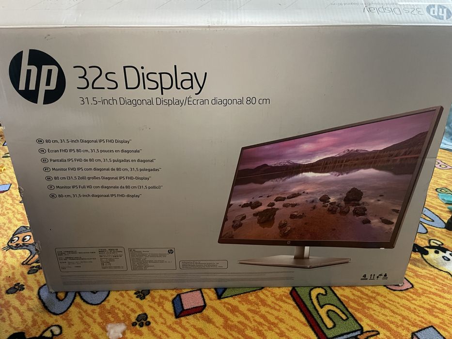 Мноитор HP 32s display