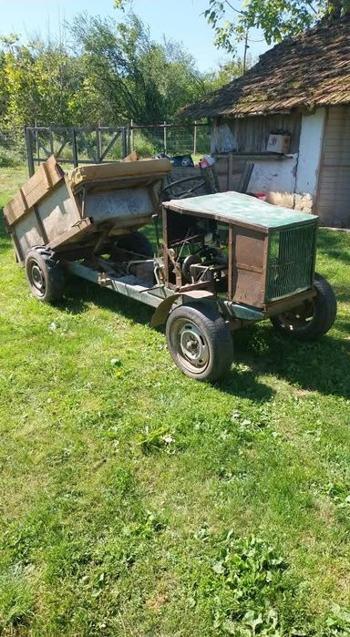 Продавам  трактори самоделки!!
Продавам два самоделни трк