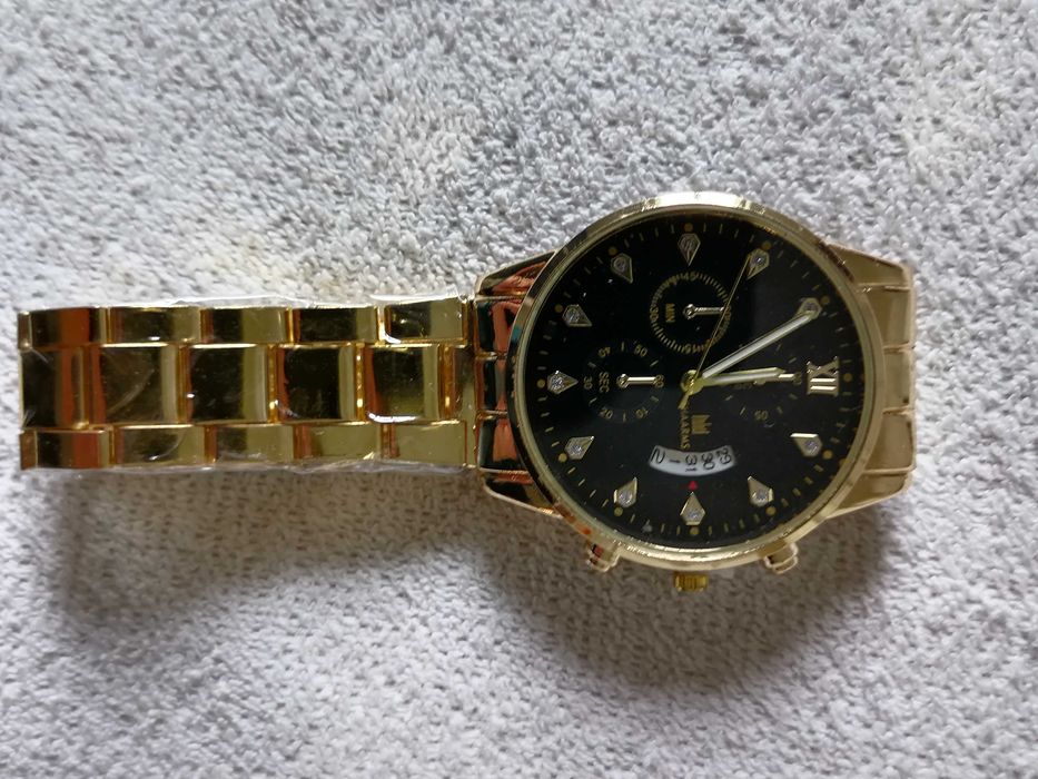 Мъжки, бизнес, кварцов часовник