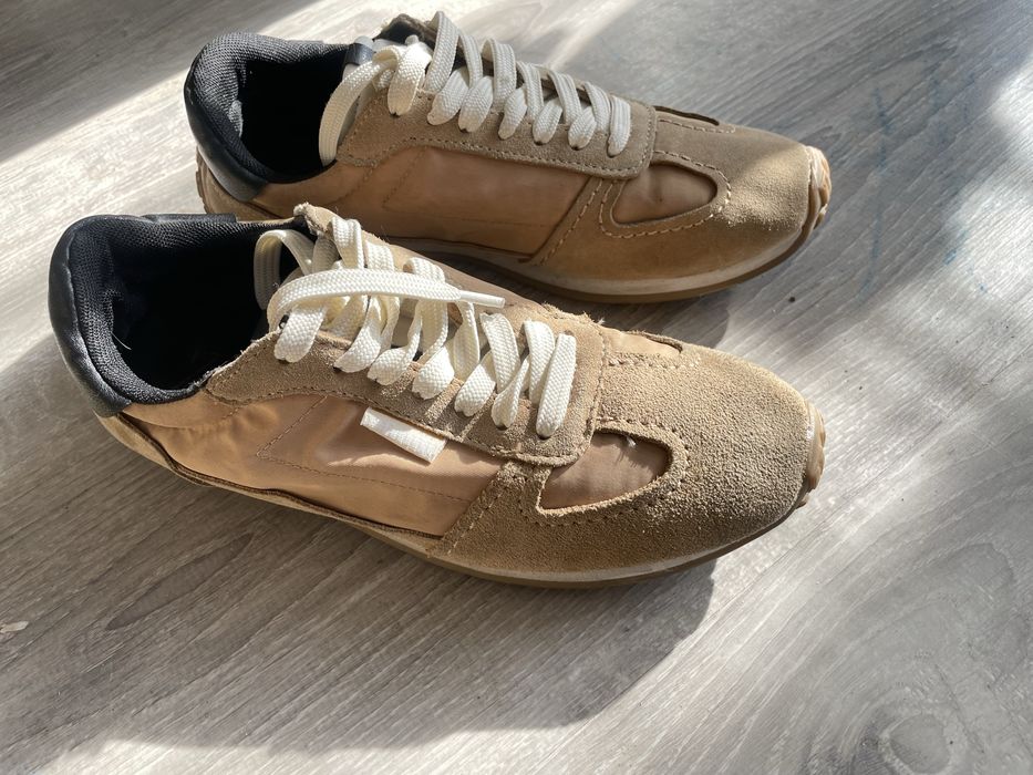 Krossovka Zara 37 razmer