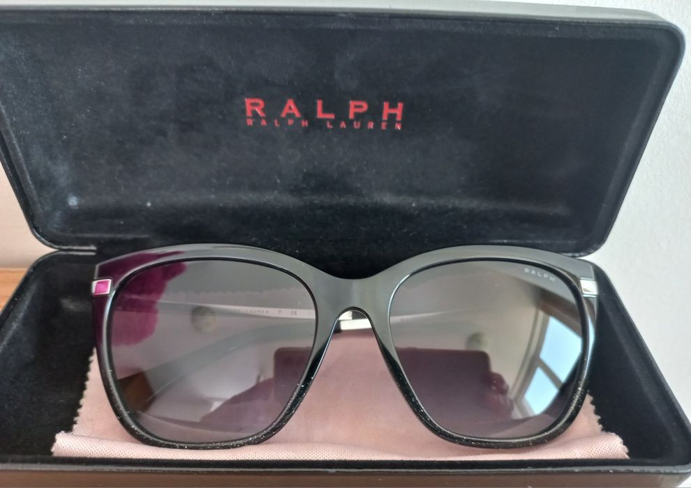 Намалени на 99 €! Слънчеви очила Ralph Lauren