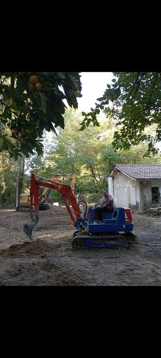 Услуги с мини багери и комбиниран багер