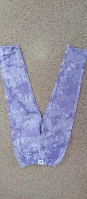 Джинсы все по 2000тг