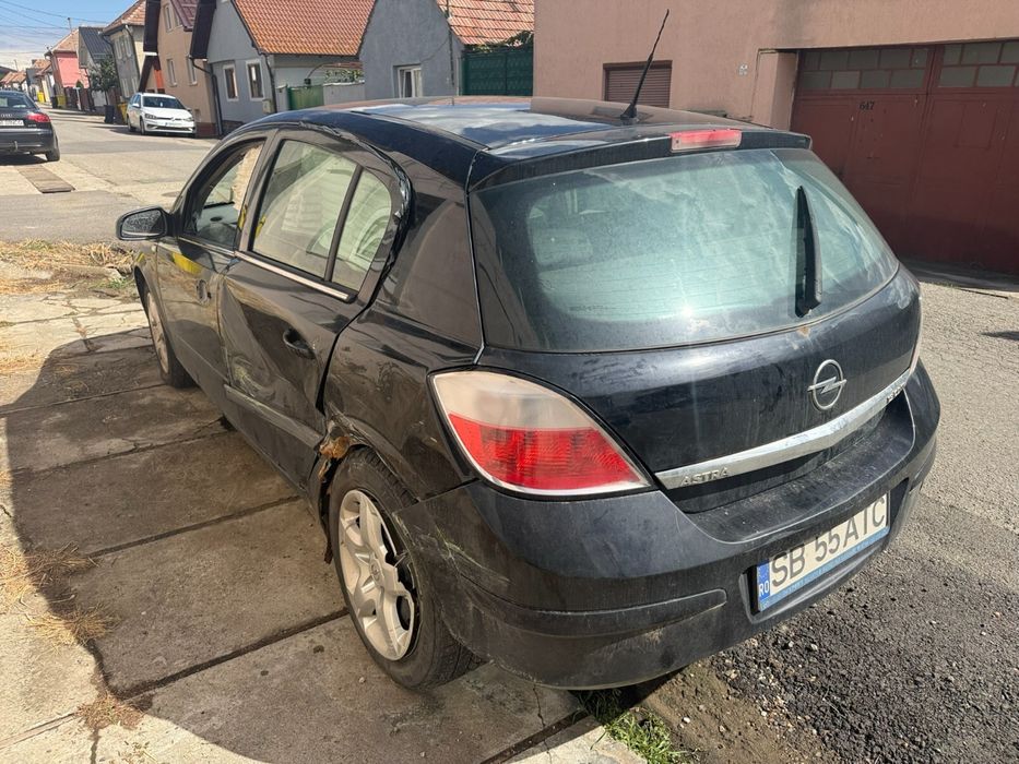 OPEL Astra 2006 — imagine 4