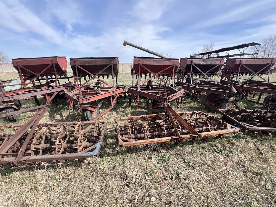 Продам сельхоз орудия