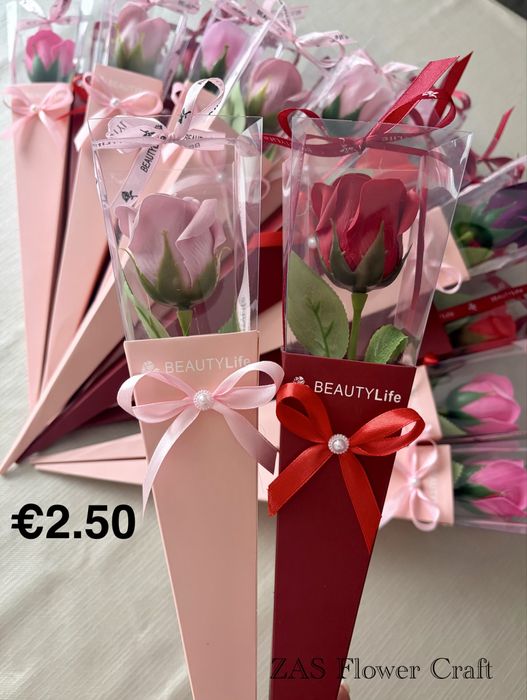 3Д рамки и аранжировки със сапунени цветя