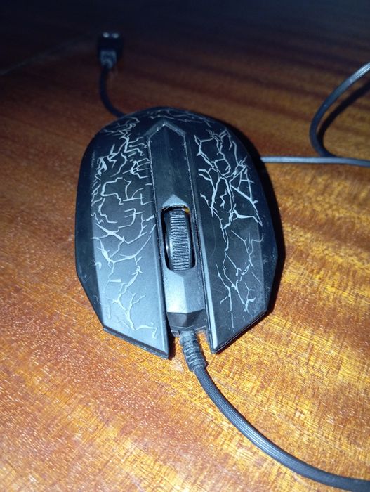 Продается мышка.