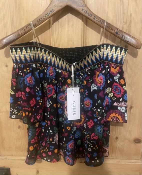 Оригинален топ / потник Guess