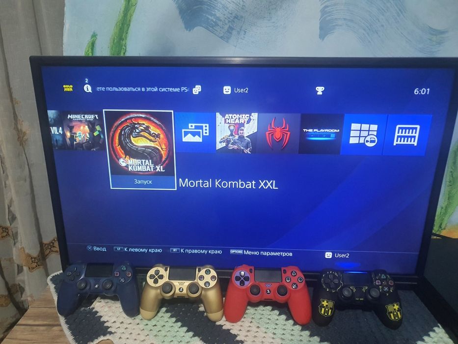 Playstation 4 pro 1TB в идеальном состоянии