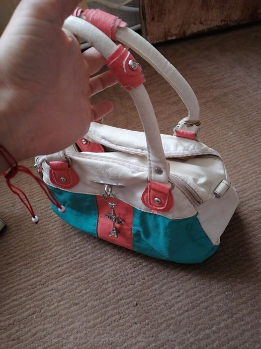 Три чифта Дамски чанти