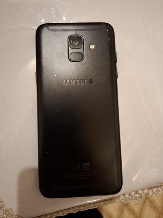 Samsung A6   Holati Idial