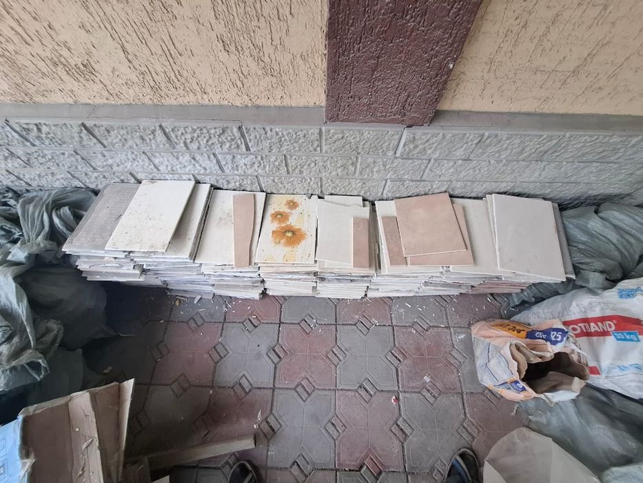 Кафель сатылады 200