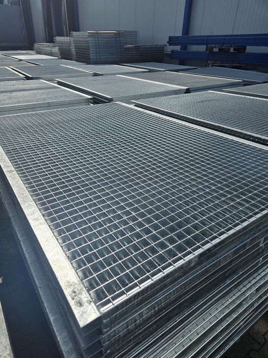 Grătare zincate grilaje rigole pardoseli industriale si trepte