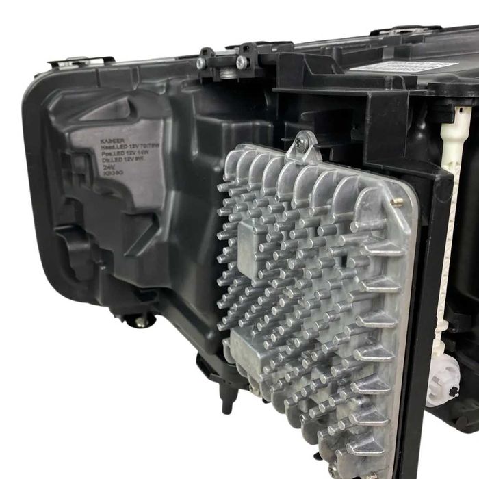 Комплект Конверсия BMW G30 Пре-фейс към Фейс (2017-2020 -> 2021+) – M Sport Брони, LED Фарове и LED Стопове