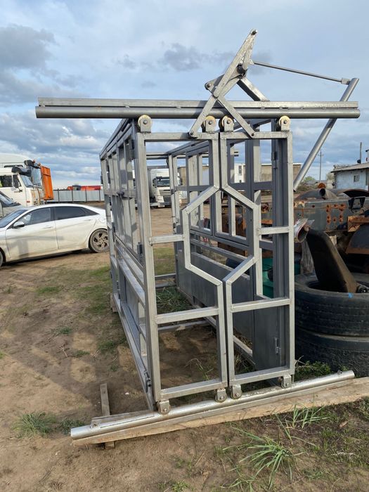 Раскол для КРС (фиксационный станок)