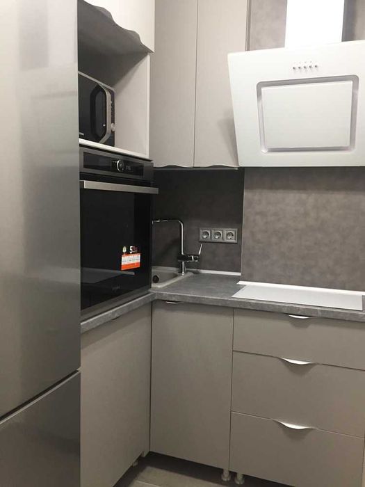 Дава се под наем Офис в София, Център - 51 кв.м за 600 € - Снимка #2