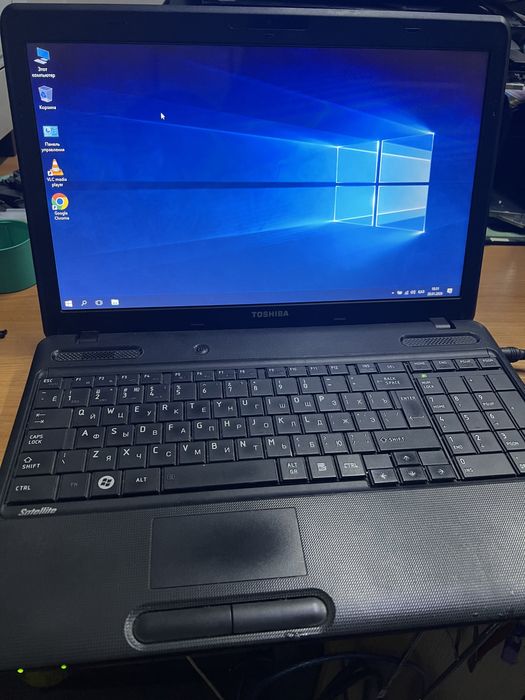 Продается ноутбук в отличном состоянии