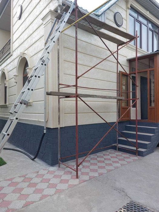 Строительные леса (фасадные)