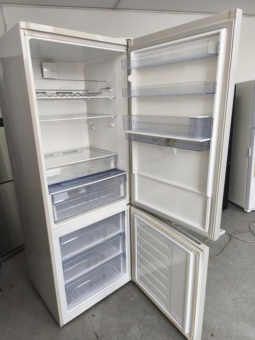 Combina frigorifica Beko Whirlpool LG Artic