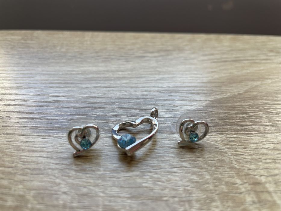 Обеци и колие посребрени