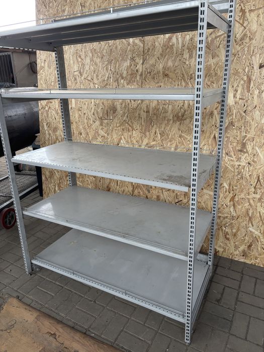 В продаже торговы стеллаж