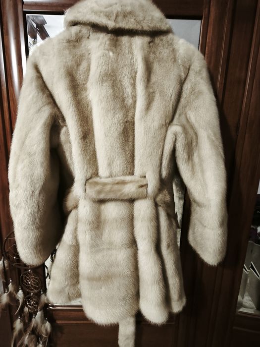 Haina de blana naturala din vizon