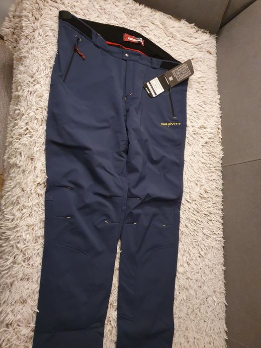 Pantaloni drumetii, alpinism barbatesti