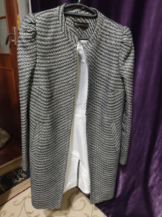 Отдаю пальто даром