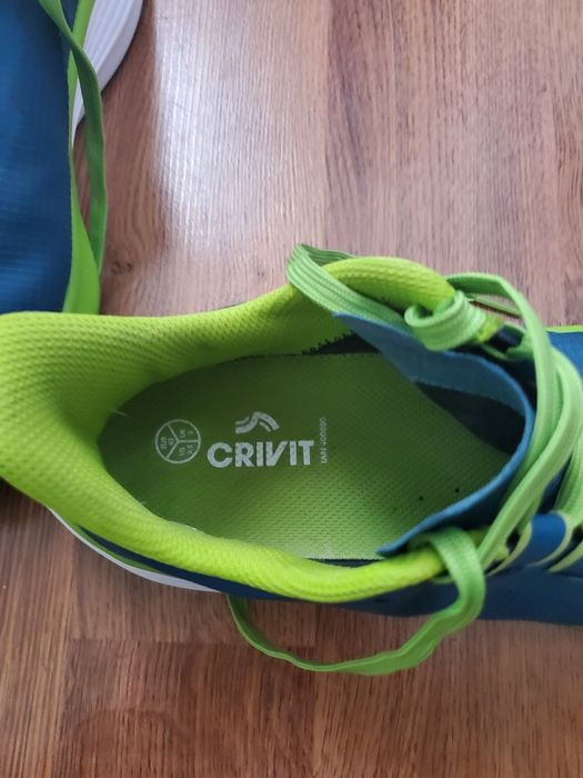 Adidasi Crivit Yelofly.