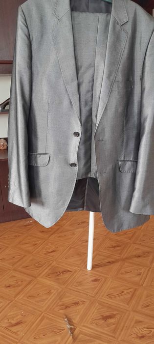 Продам костюм классический