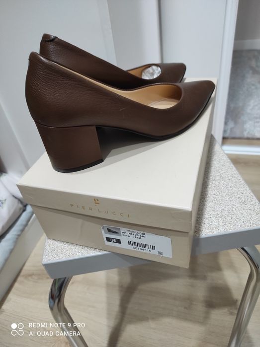 Продается женские туфли