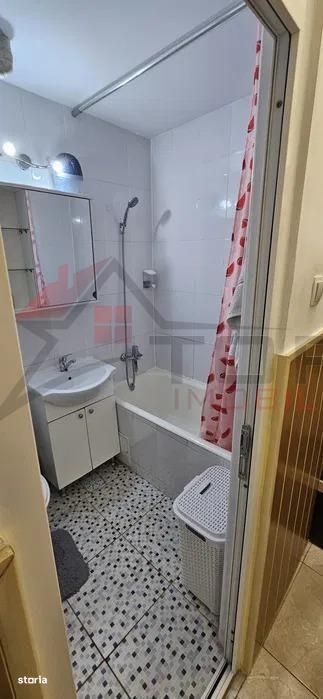 Apartament cu 1 camera decomandat, etajul 1 - Canta