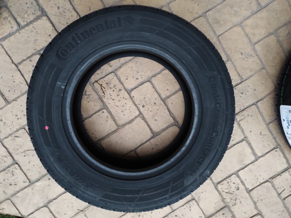 Нови гуми Continental 215/65/16 Conti Cross Contact