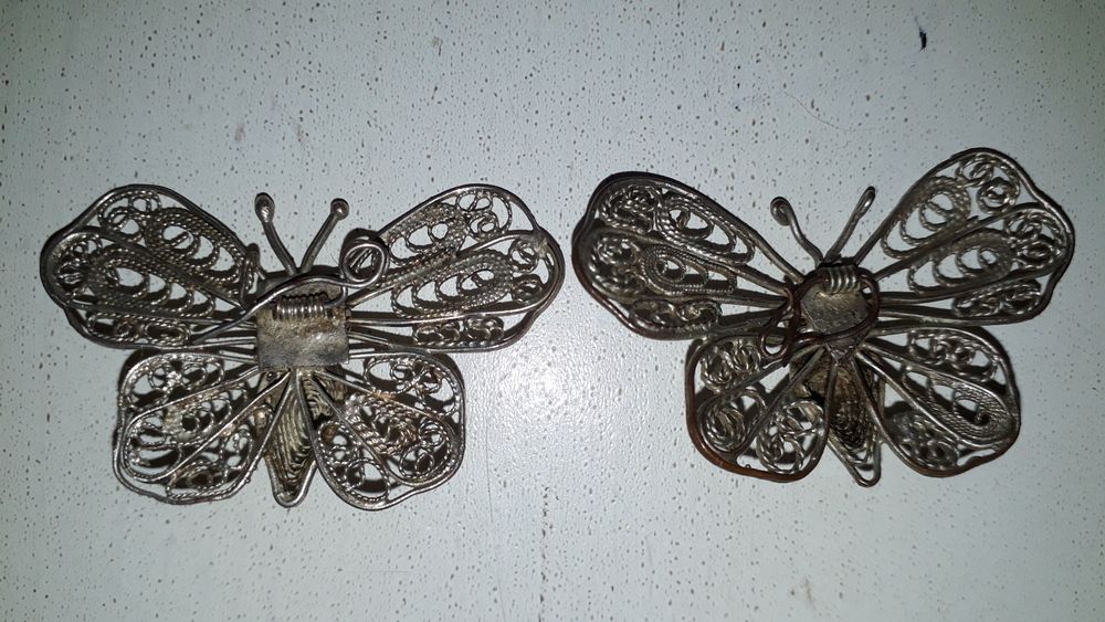 Сребърно колие и 2 брошки от филигран